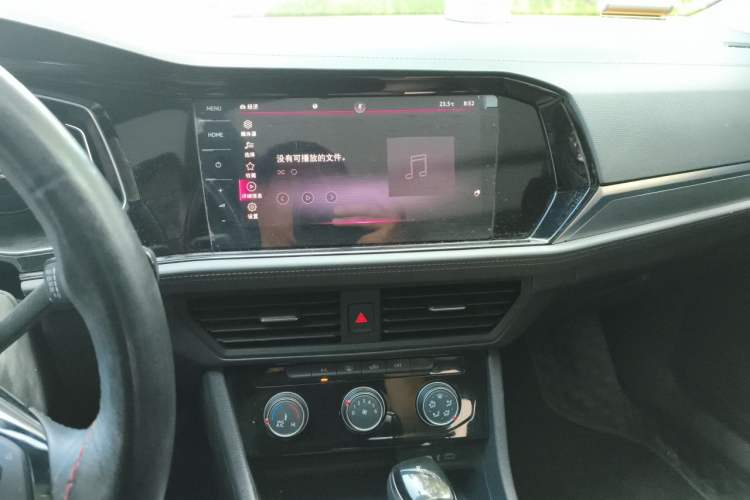 Used Volkswagen Sagitar 2022 280TSI DSG Excellence Edition Audio And AC Panel