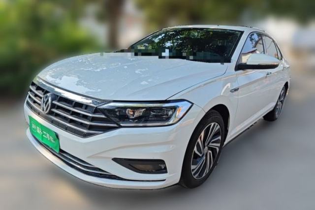 Używany Volkswagen Sagitar 2022 280TSI DSG Flyover Edition