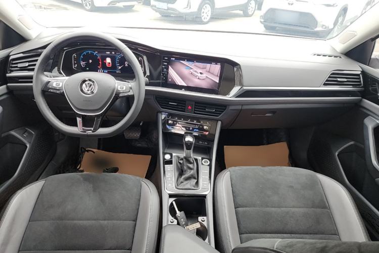 Used Volkswagen Sagitar 2022 280TSI DSG Excellence Edition Center Console