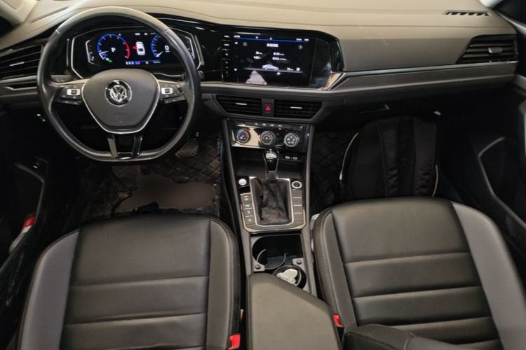 Used Volkswagen Sagitar 2022 280TSI DSG Excellence Edition Center Console