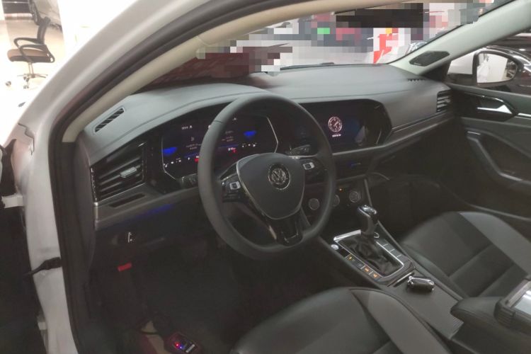 Used Volkswagen Sagitar 2022 280TSI DSG Flyover Edition Center Console