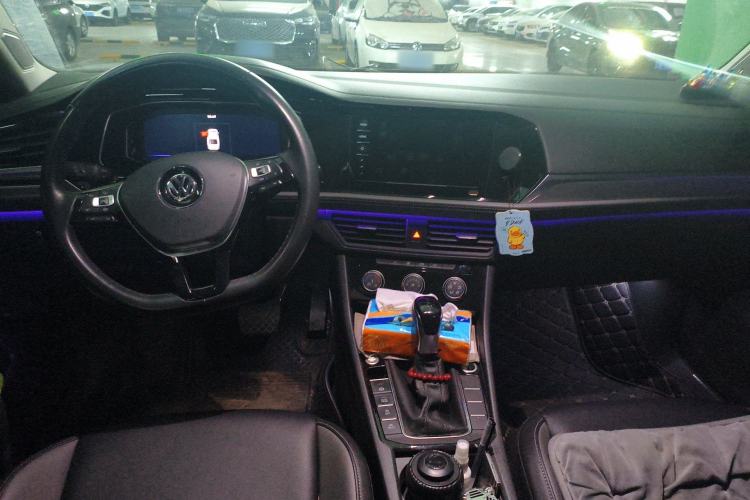 Used Volkswagen Sagitar 2022 280TSI DSG Excellence Edition Center Console