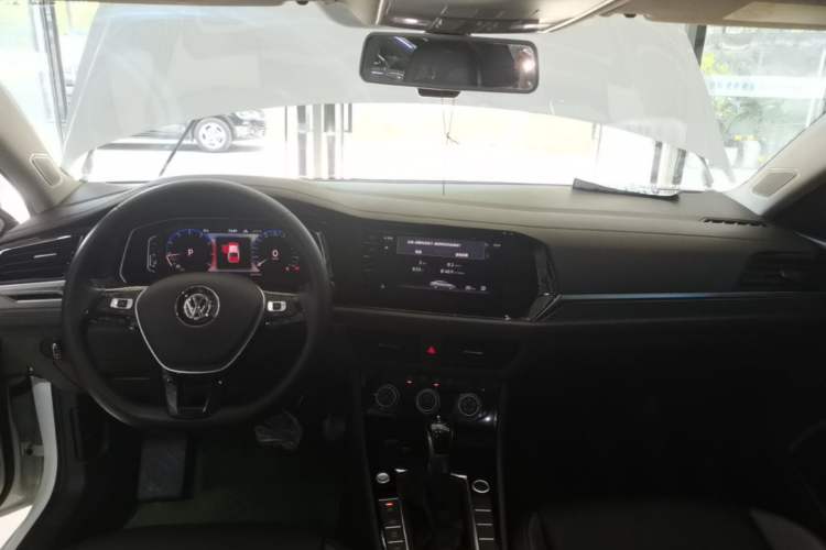 Used Volkswagen Sagitar 2022 280TSI DSG Excellence Edition Center Console