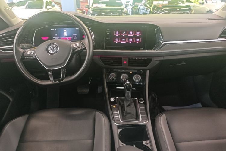 Used Volkswagen Sagitar 2022 280TSI DSG Excellence Edition Center Console