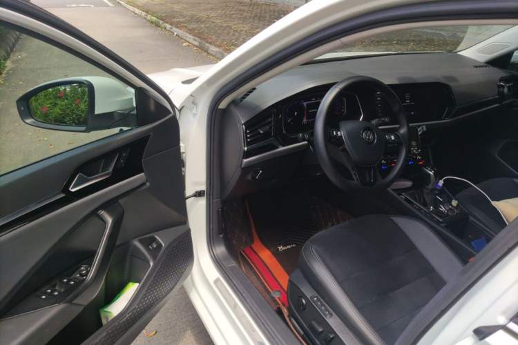 Used Volkswagen Sagitar 2022 280TSI DSG Excellence Edition Driver Seat