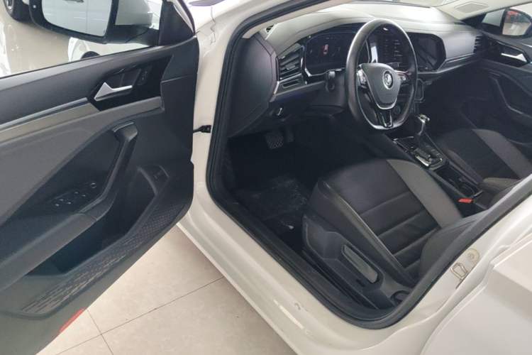 Used Volkswagen Sagitar 2022 280TSI DSG Flyover Edition Driver Seat