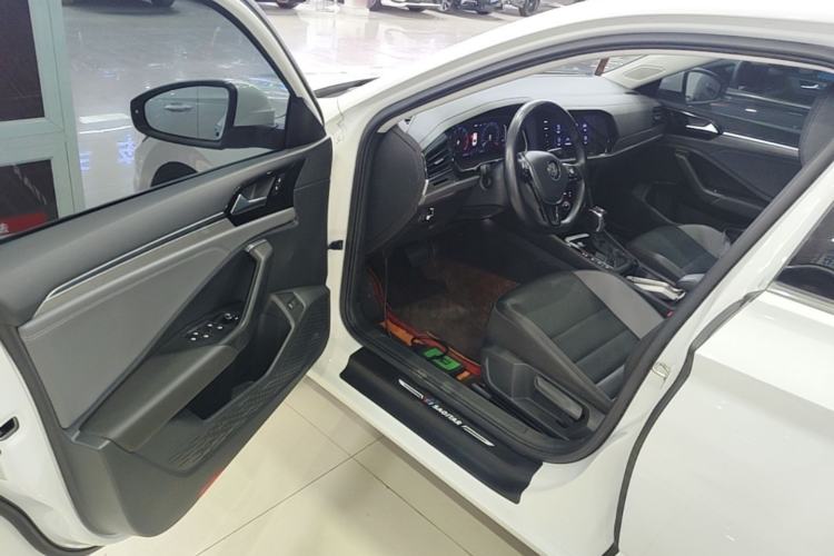 Used Volkswagen Sagitar 2022 280TSI DSG Excellence Edition Driver Seat