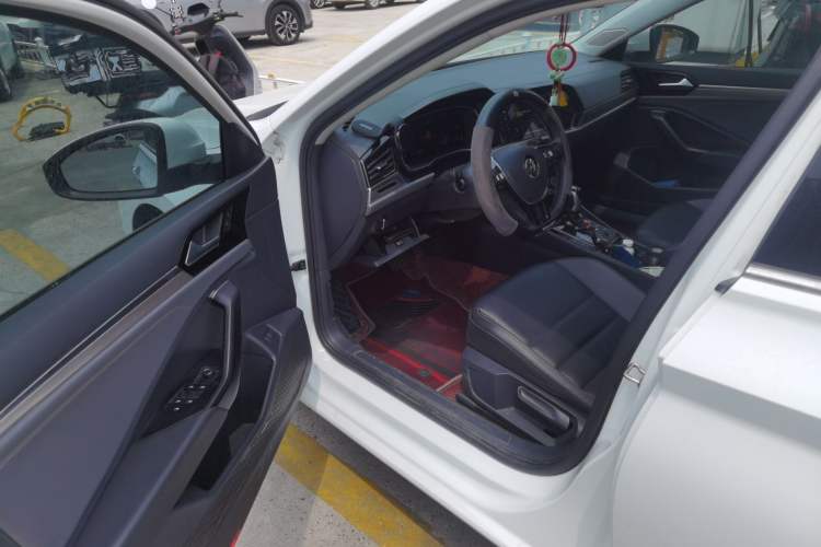 Used Volkswagen Sagitar 2022 280TSI DSG Excellence Edition Driver Seat