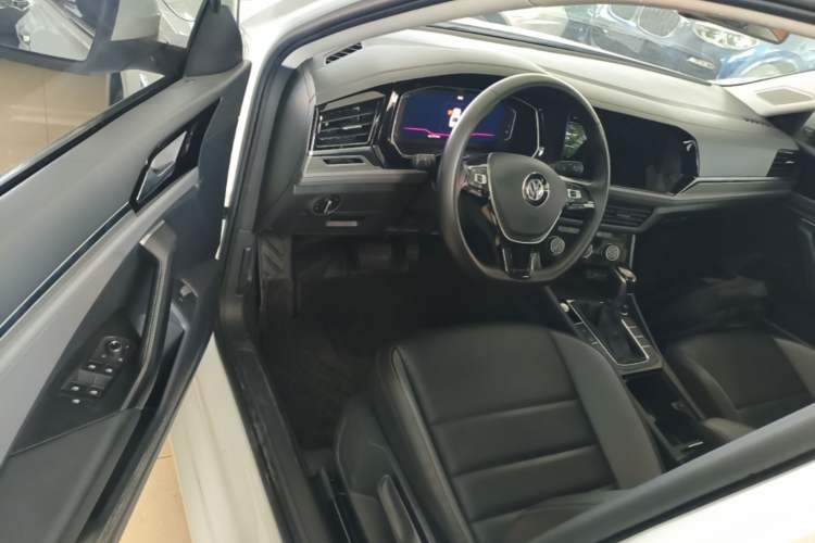 Used Volkswagen Sagitar 2022 280TSI DSG Excellence Edition Driver Seat