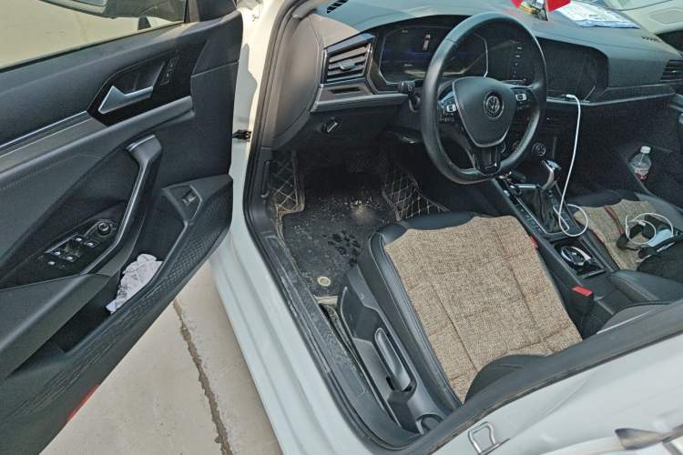 Used Volkswagen Sagitar 2022 280TSI DSG Flyover Edition Driver Seat