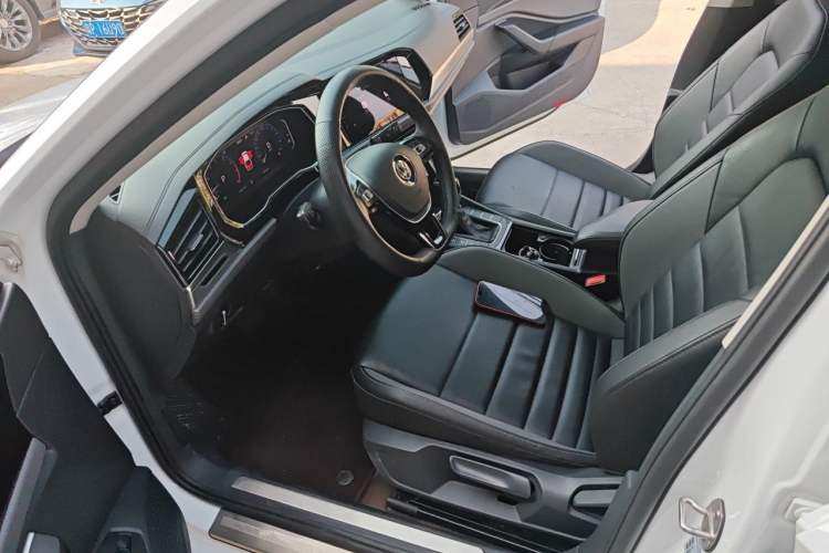 Used Volkswagen Sagitar 2022 280TSI DSG Excellence Edition Driver Seat