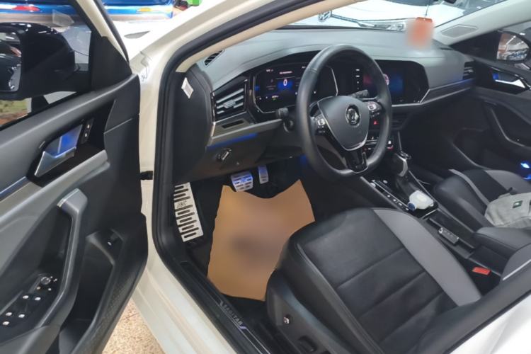 Used Volkswagen Sagitar 2022 280TSI DSG Excellence Edition Driver Seat