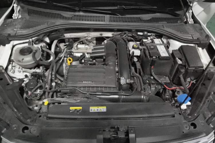 Used Volkswagen Sagitar 2022 280TSI DSG Excellence Edition Engine Bay