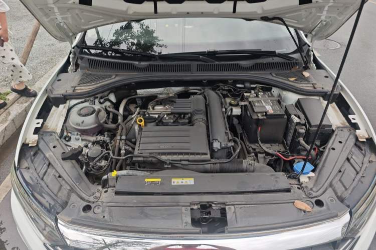 Used Volkswagen Sagitar 2022 280TSI DSG Excellence Edition Engine Bay