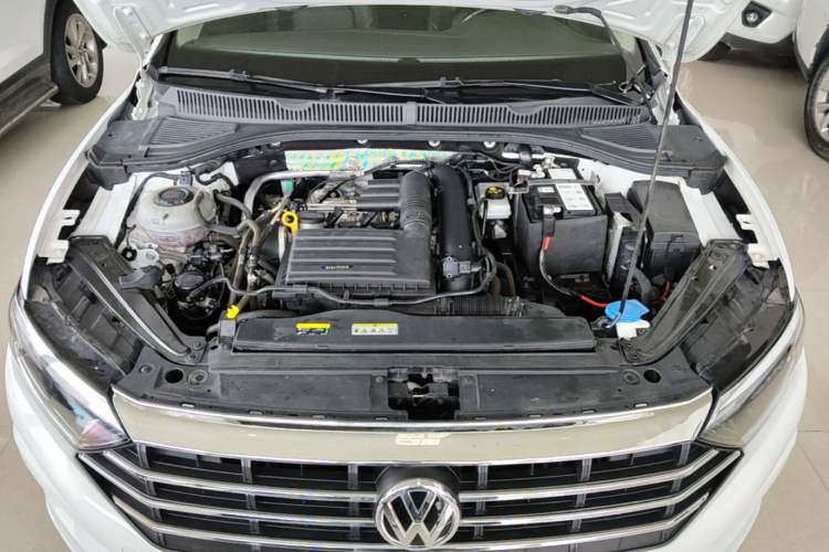 Used Volkswagen Sagitar 2022 280TSI DSG Flyover Edition Engine Bay