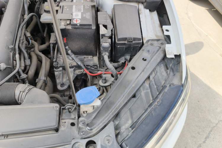 Used Volkswagen Sagitar 2022 280TSI DSG Excellence Edition Engine Bay Left