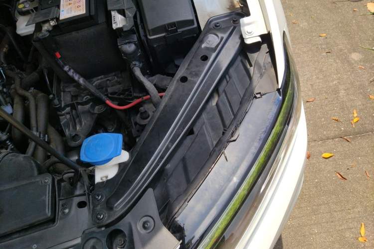 Used Volkswagen Sagitar 2022 280TSI DSG Excellence Edition Engine Bay Left