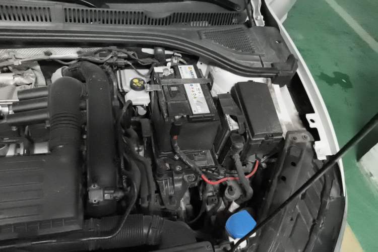 Used Volkswagen Sagitar 2022 280TSI DSG Excellence Edition Engine Bay Left