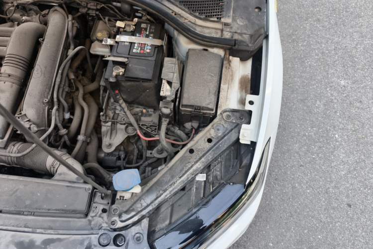 Used Volkswagen Sagitar 2022 280TSI DSG Flyover Edition Engine Bay Left