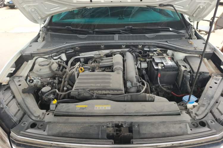 Used Volkswagen Sagitar 2022 280TSI DSG Flyover Edition Engine Bay