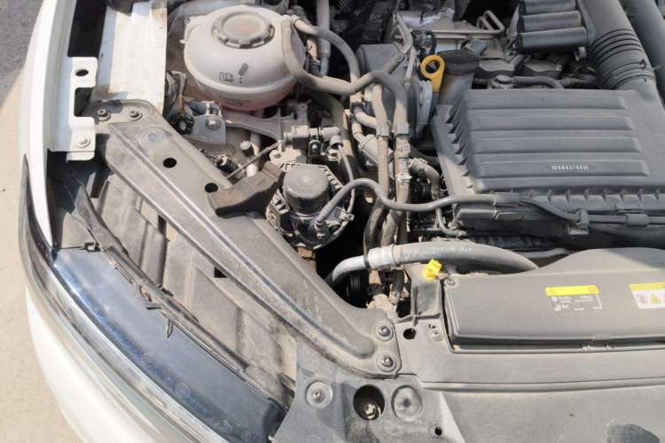 Used Volkswagen Sagitar 2022 280TSI DSG Excellence Edition Engine Bay Right
