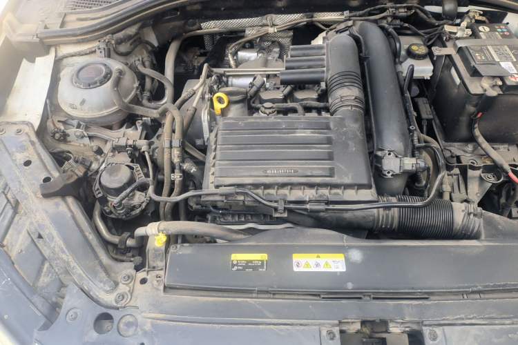 Used Volkswagen Sagitar 2022 280TSI DSG Excellence Edition Engine Bay Right