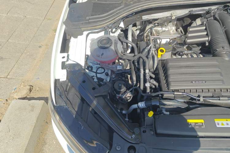 Used Volkswagen Sagitar 2022 200TSI DSG Excellence Edition Engine Bay Right