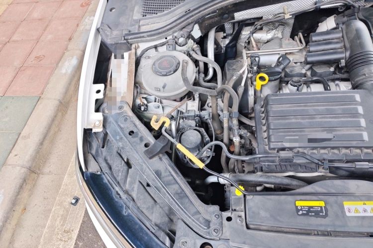 Used Volkswagen Sagitar 2022 280TSI DSG Excellence Edition Engine Bay Right