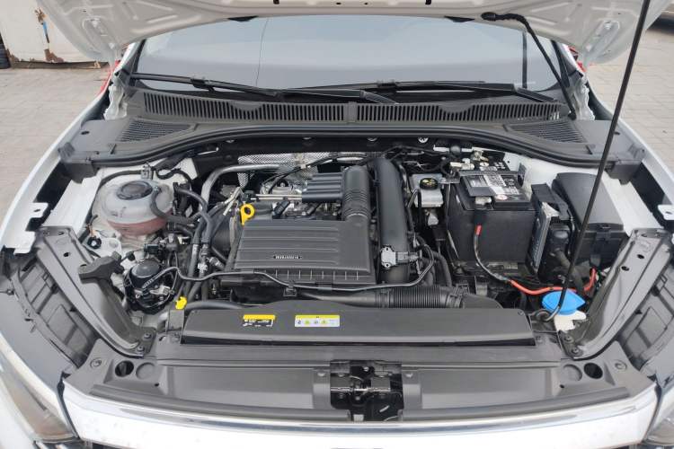 Used Volkswagen Sagitar 2022 280TSI DSG Flyover Edition Engine Bay