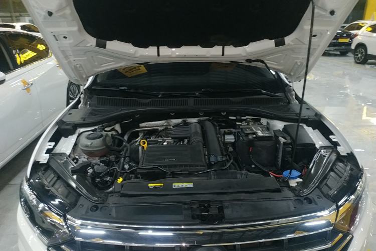Used Volkswagen Sagitar 2022 280TSI DSG Flyover Edition Engine Bay