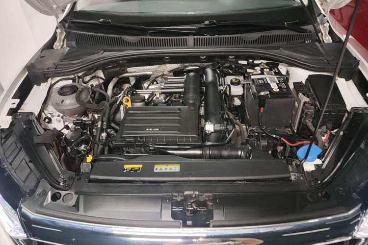 Used Volkswagen Sagitar 2022 280TSI DSG Excellence Edition Engine Bay