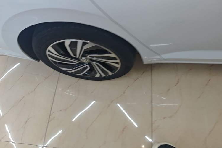 Used Volkswagen Sagitar 2022 280TSI DSG Flyover Edition Exterior 5