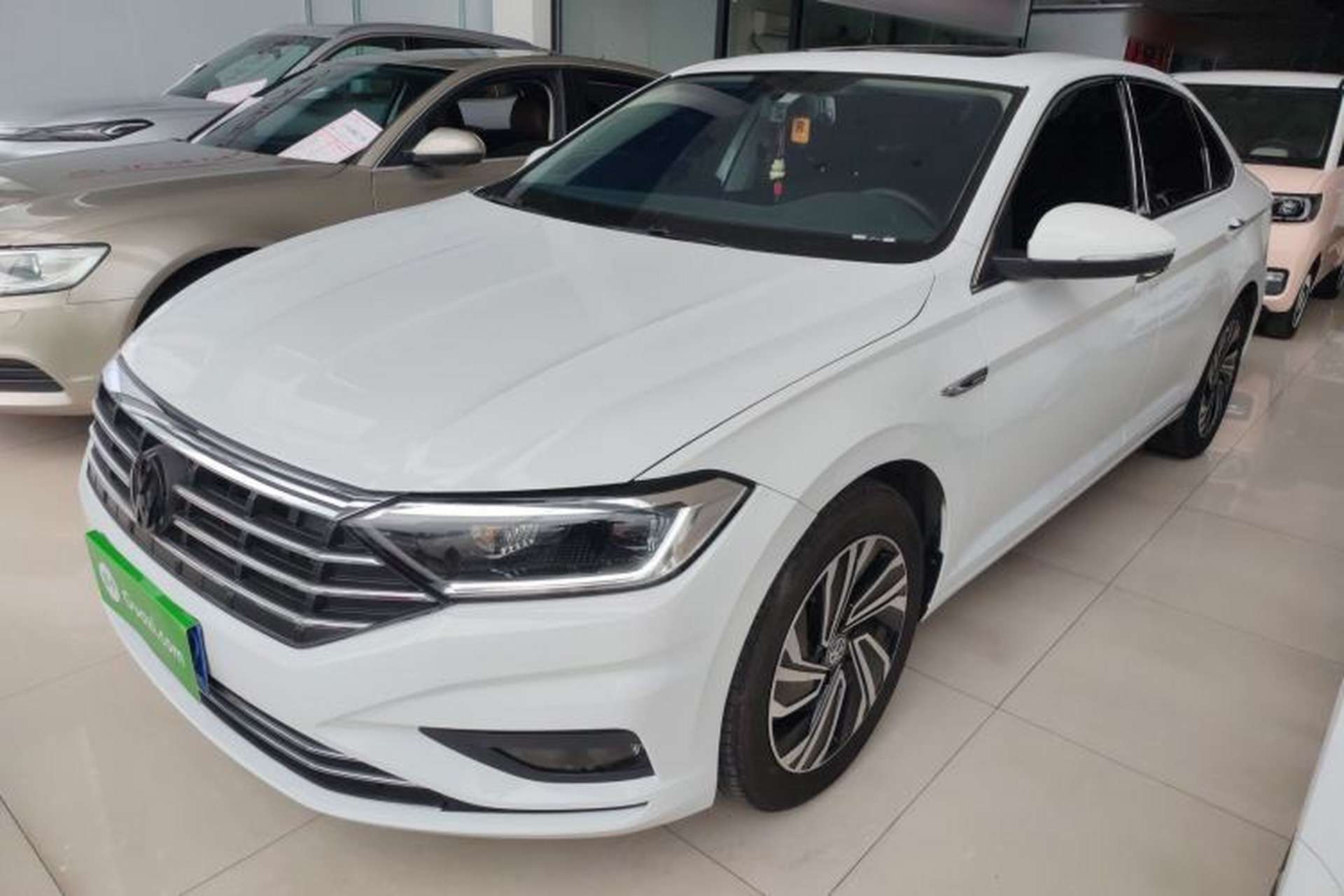 Used Volkswagen Sagitar 2022 280TSI DSG Flyover Edition Front Left 45 Deg