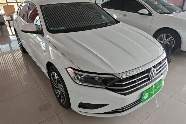 Used Volkswagen Sagitar 2022 280TSI DSG Excellence Edition Front Right 45 Deg