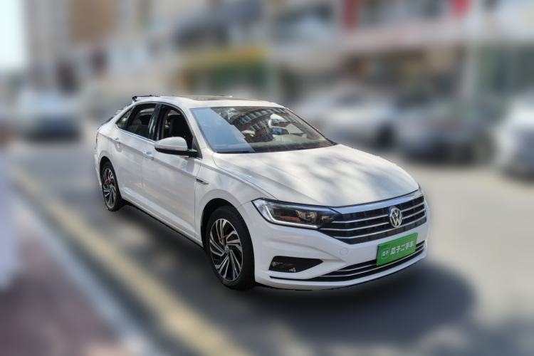 Used Volkswagen Sagitar 2022 280TSI DSG Excellence Edition Front Right 45 Deg