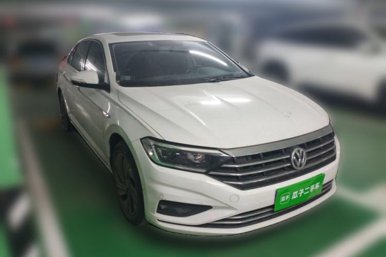Used Volkswagen Sagitar 2022 280TSI DSG Excellence Edition Front Right 45 Deg
