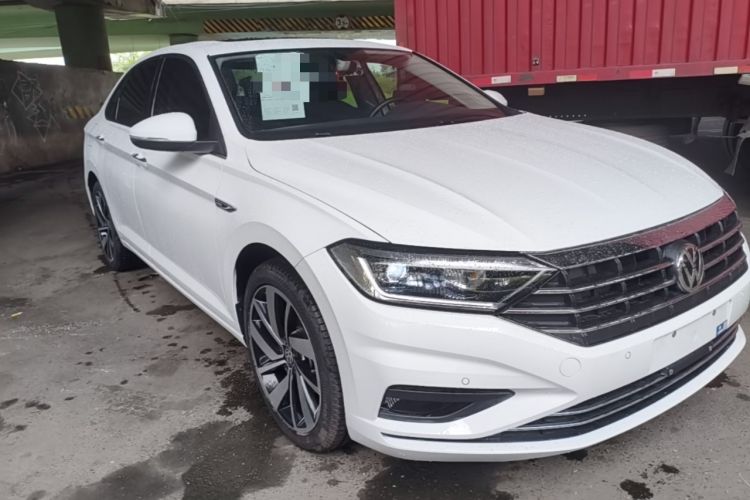 Used Volkswagen Sagitar 2022 280TSI DSG Excellence Edition Front Right 45 Deg