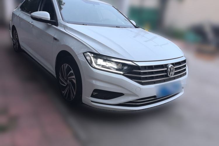Used Volkswagen Sagitar 2022 280TSI DSG Flyover Edition Front Right 45 Deg