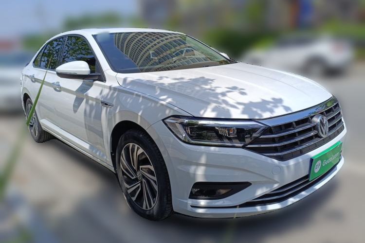 Used Volkswagen Sagitar 2022 280TSI DSG Flyover Edition Front Right 45 Deg