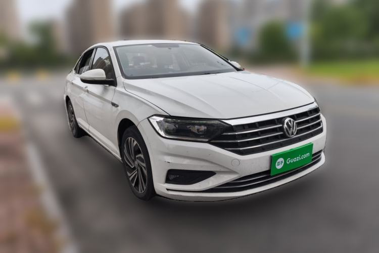 Used Volkswagen Sagitar 2022 280TSI DSG Flyover Edition Front Right 45 Deg