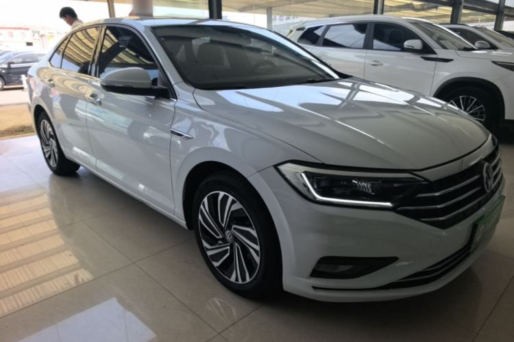 Used Volkswagen Sagitar 2022 280TSI DSG Flyover Edition Front Right 45 Deg