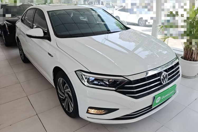 Used Volkswagen Sagitar 2022 200TSI DSG Flyover Edition Front Right 45 Deg