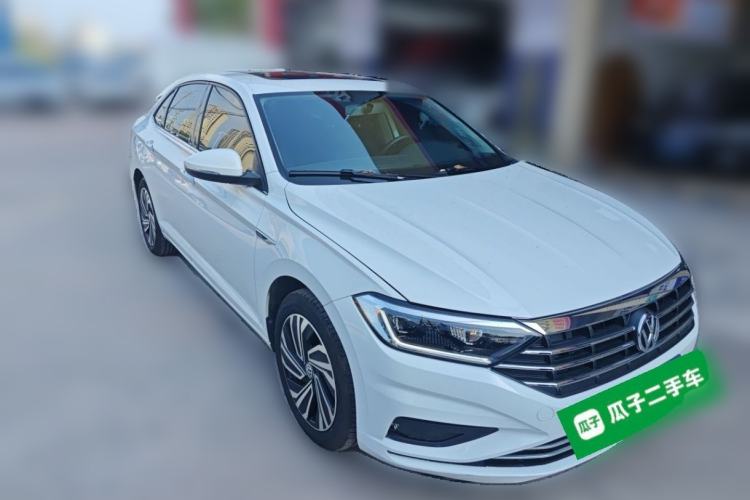 Used Volkswagen Sagitar 2022 280TSI DSG Excellence Edition Front Right 45 Deg