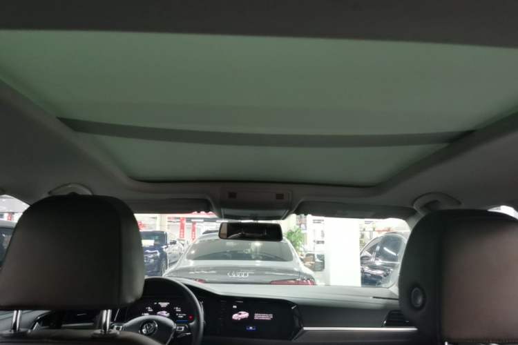 Used Volkswagen Sagitar 2022 280TSI DSG Excellence Edition Headliner
