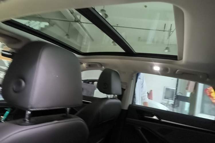 Used Volkswagen Sagitar 2022 280TSI DSG Excellence Edition Headliner