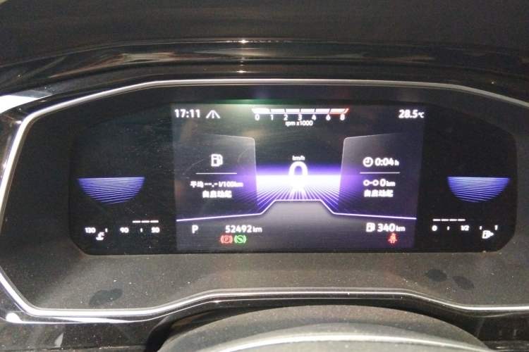 Used Volkswagen Sagitar 2022 280TSI DSG Flyover Edition Instrument Cluster