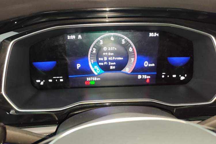 Used Volkswagen Sagitar 2022 280TSI DSG Excellence Edition Instrument Cluster