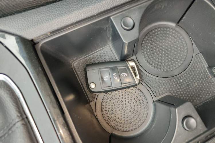 Used Volkswagen Sagitar 2022 280TSI DSG Flyover Edition Interior 1
