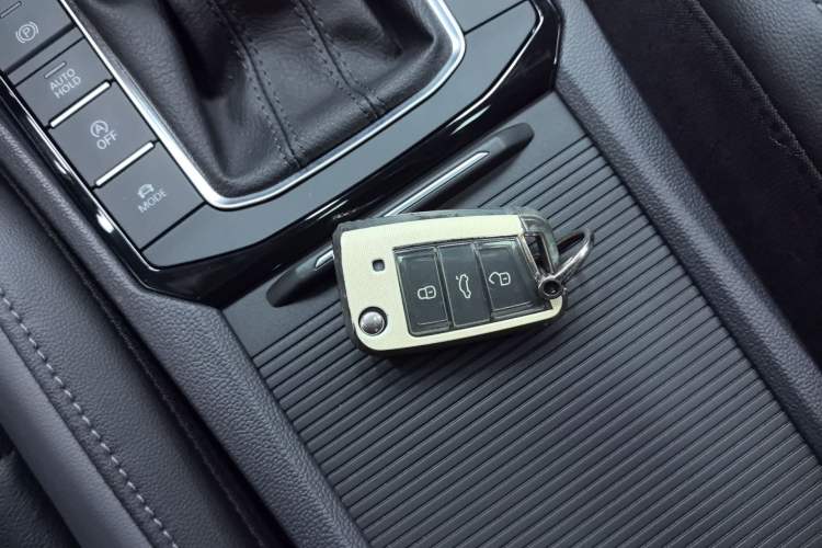 Used Volkswagen Sagitar 2022 280TSI DSG Flyover Edition Interior 1