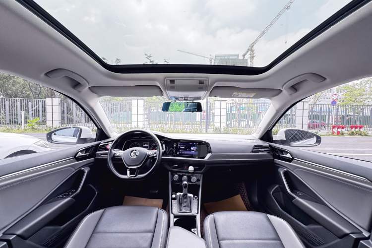 Used Volkswagen Sagitar 2022 280TSI DSG Flyover Edition Interior 2